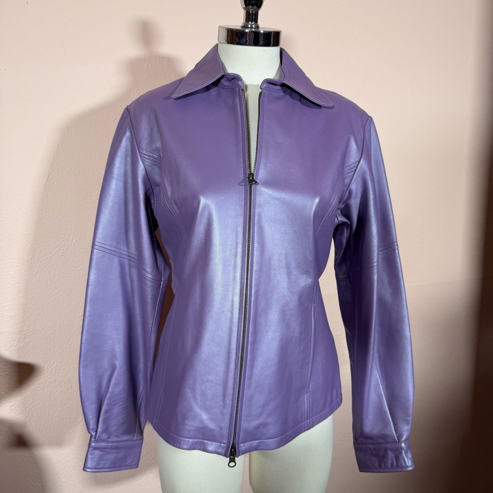 Vintage Nicola Berti Lavender purple leather minimalist zip front Blazer Jacket